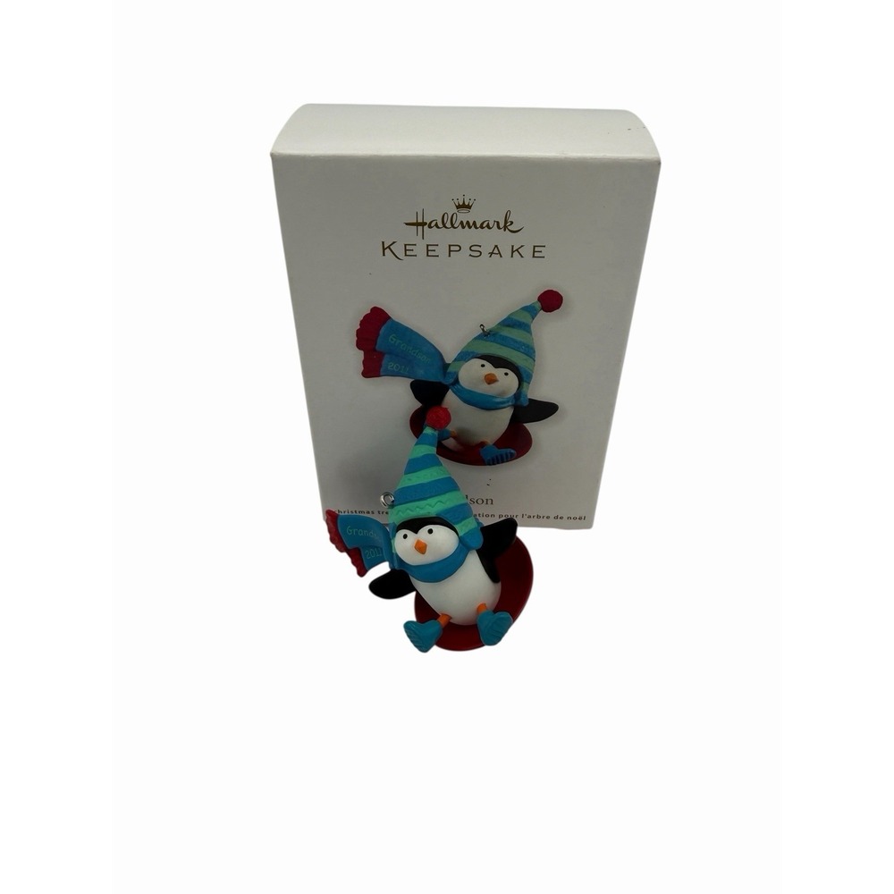 2011 HALLMARK KEEPSAKE CHRISTMAS TREE ORNAMENT GRANDSON EUC